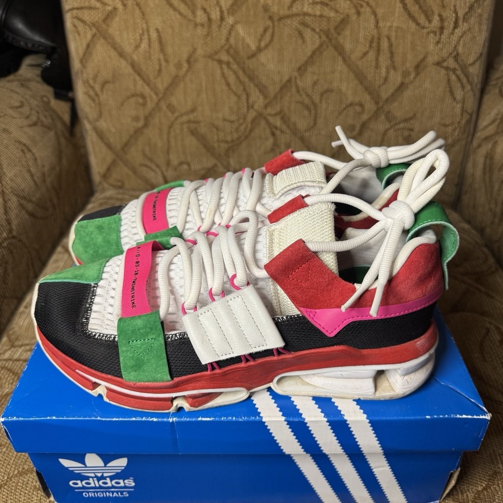 Size -8 ‎ Adidas Twinstrike ADV Multi Red.  CM8095